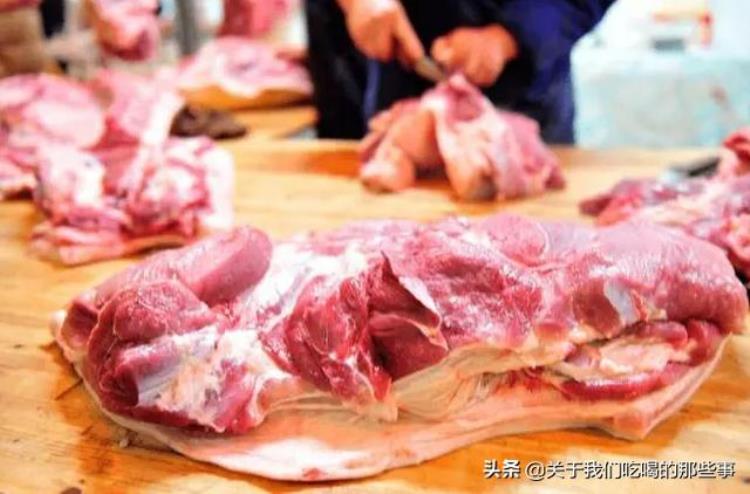 买肉馅是先称还是先绞肉「去菜场绞肉馅先绞还是先称哪种不吃亏背后问题真不小」