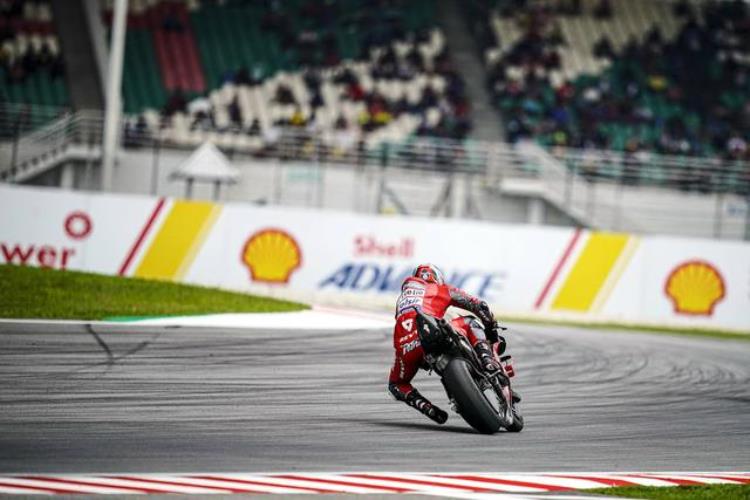 MotoGP技术杂谈对后刹车在使用上的不同习惯