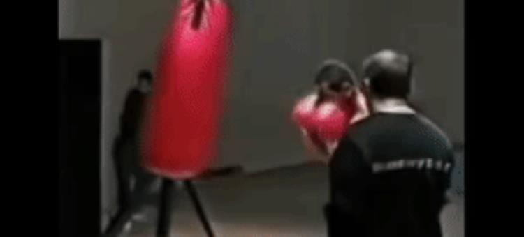 什么是直拳「直拳解读」