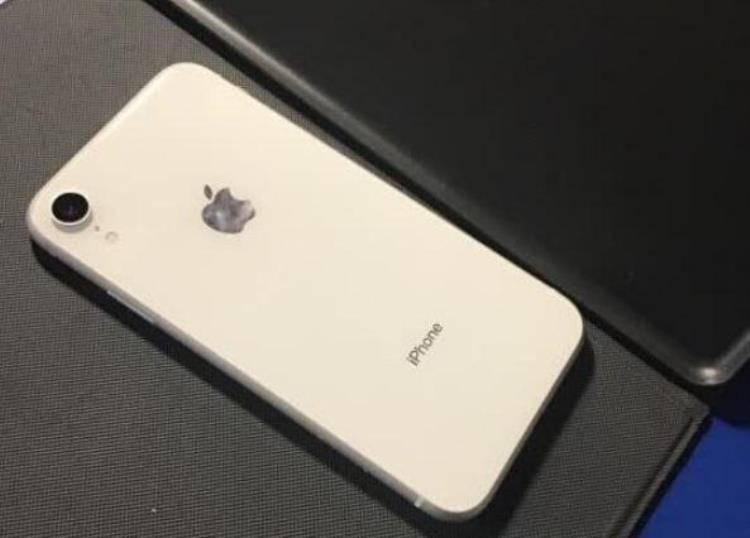 现在买二手iphonexr合适吗「4000元二手买的iPhoneXR重度使用一个月后谈谈真实体验感受」