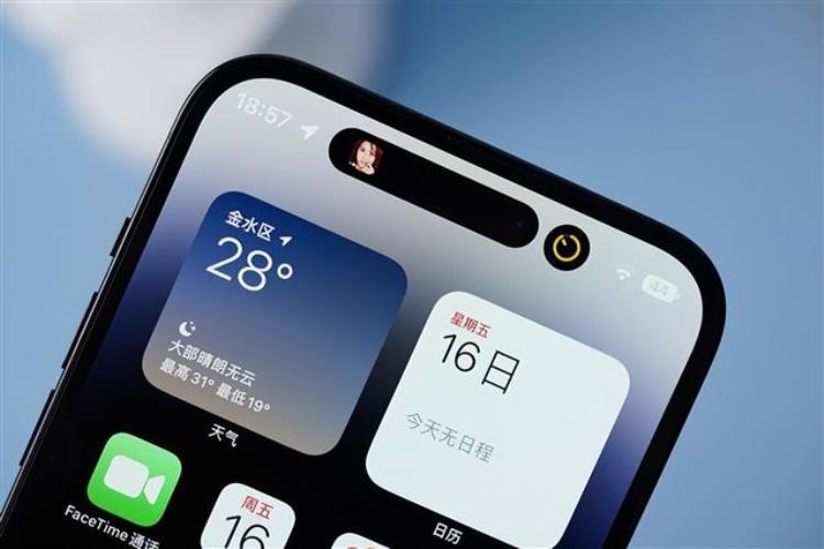 iphone更新ios14卡住「先别升级iPhone14系列两大Bug曝光导航失灵传输数据卡顿」