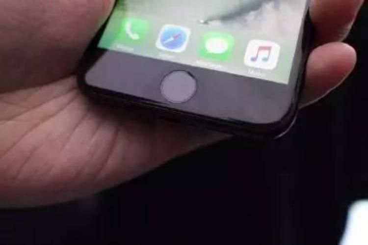 iphone 7发售「如7而至|iphone7于9月16日开卖中国首发5388元起重点是可以在大街上捡」