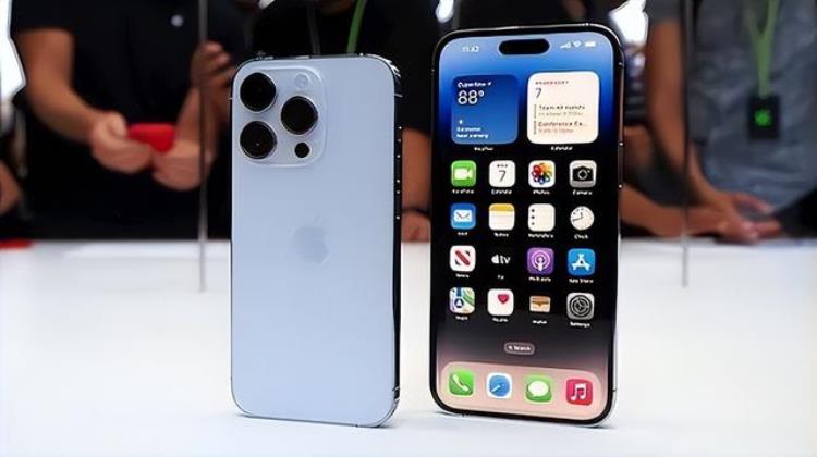 iphone12背板维修价格「玻璃背板要价3998元iPhone14维修价格公布还是华为良心」