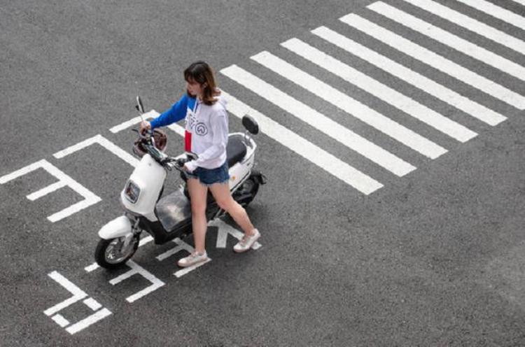 电动车增程器是真的吗「电动车增程器和永不充电可信吗是高科技还是智商税」