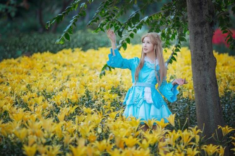 小姐姐cosplay斗罗大陆宁荣荣太清纯可爱了「小姐姐cosplay斗罗大陆宁荣荣太清纯可爱了」