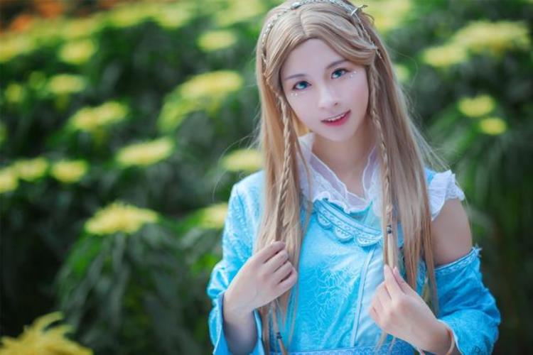 小姐姐cosplay斗罗大陆宁荣荣太清纯可爱了「小姐姐cosplay斗罗大陆宁荣荣太清纯可爱了」