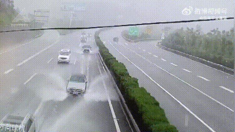 7月8月雨季「告别史上第二热的7月8月开启雨雨雨模式」