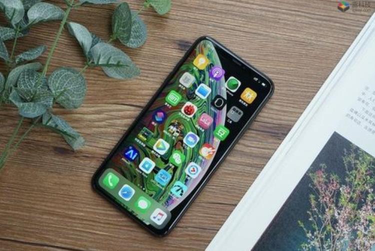 1800买一台iPhoneXsMax2023年使用可以吗内行人告诉你答案