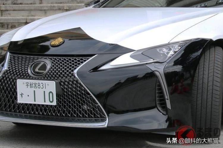 日本警车车型从皇冠到GTRLC500等各款车身颜色都是黑白的原因