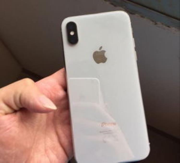 一台五年前的iphoneX手机放现在相当于什么价位的手机