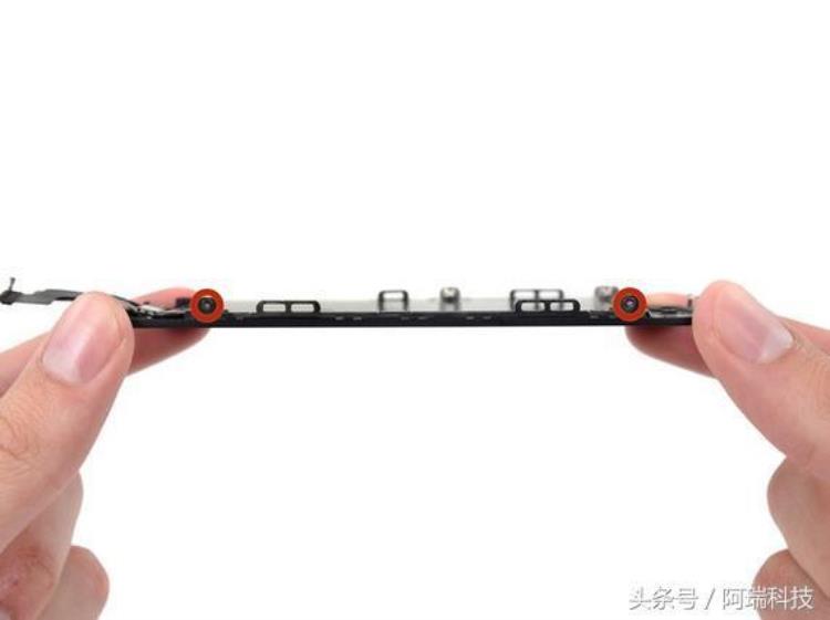 iphone5s屏幕拆机图解「iphone5S换屏拆机详细教程」