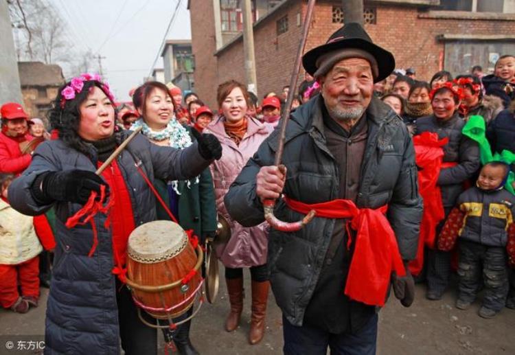 原来农村结婚这么热闹的说说,农村结婚就是热闹接地气