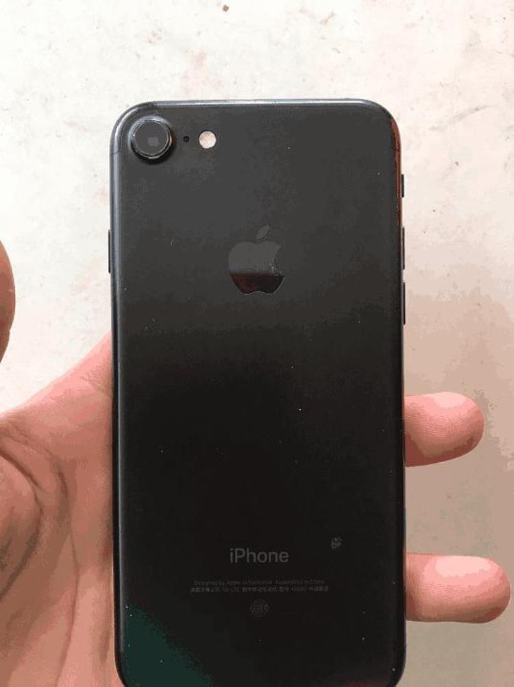 二手苹果7价位「二手iPhone7性价比非常高128GB仅2500元左右」