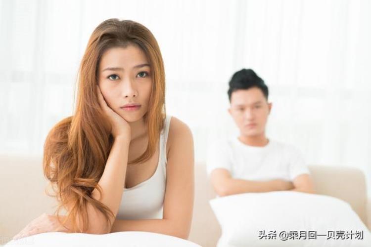 男女婚后出轨心态,儿子出轨母亲气得住院