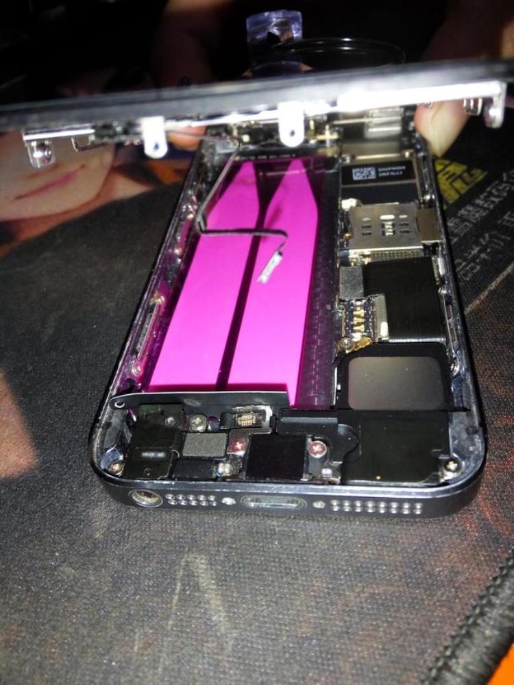 iphone 5s电池更换,iphone5s更换大容量电池