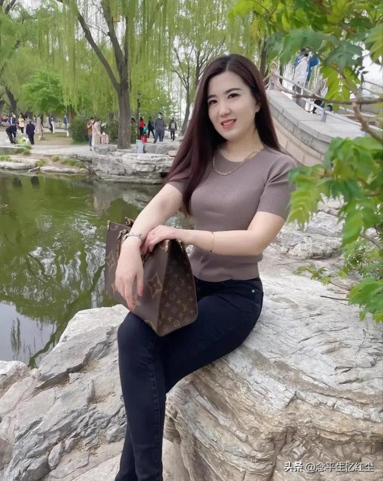 为什么婚后更有女人味,为啥30岁有气质的女人最迷人