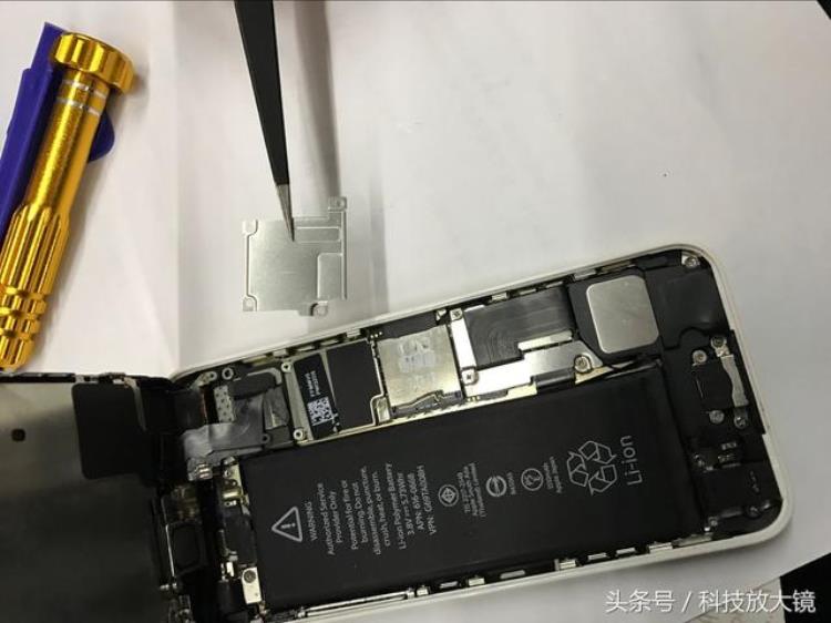 苹果5c换屏幕教程「iPhone5c换屏原来如此简单」