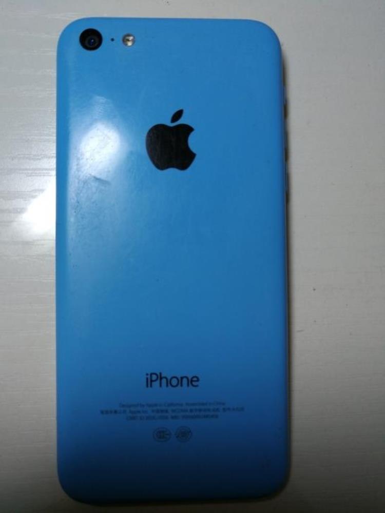 两百块入的国行iphone5c大家觉得值吗,iphone5c值得买吗