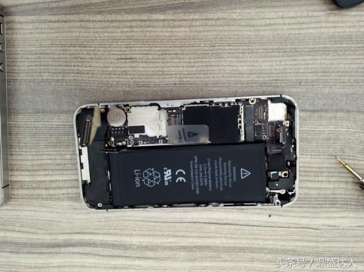 苹果4s换主板,iphone4s拆装主板教程