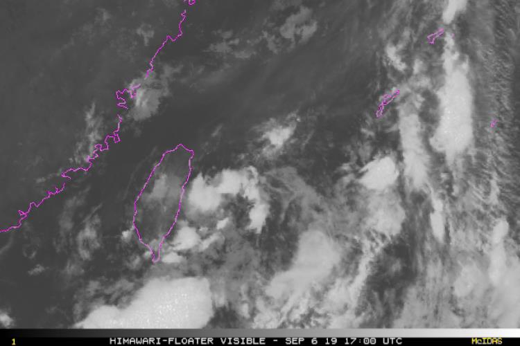 2020台风9月,两个台风合并成一个台风