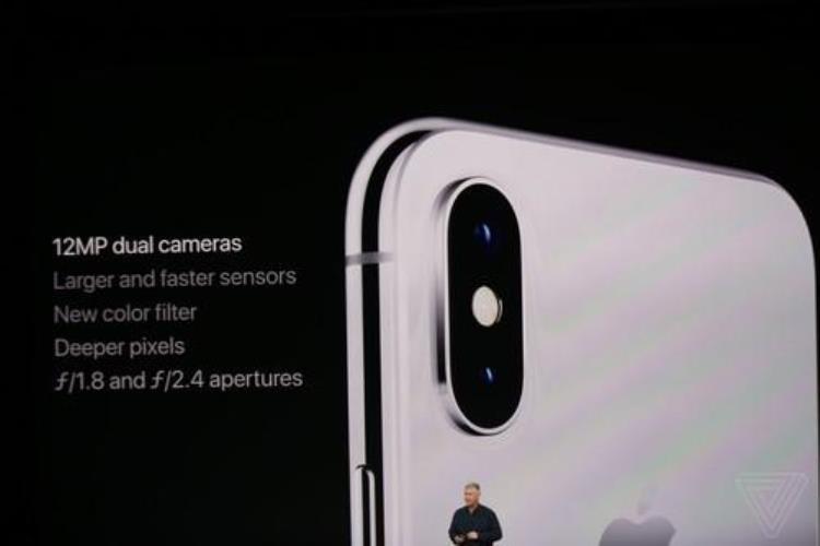 港版苹果八plus多少钱「8588港币iPhoneXiPhone8/8Plus全球比价港版不划算」