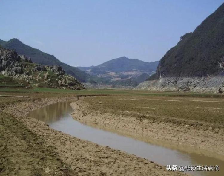 九月打雷暗示着什么意思「老话九月雷声发天干一百八九月打雷好不好有啥预兆」