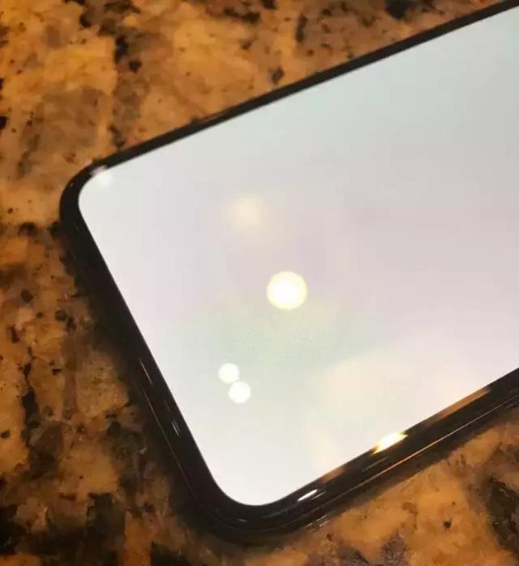 iphonex的屏幕维修「iPhoneX屏幕的致命硬伤苹果表示无法解决不提供保修」