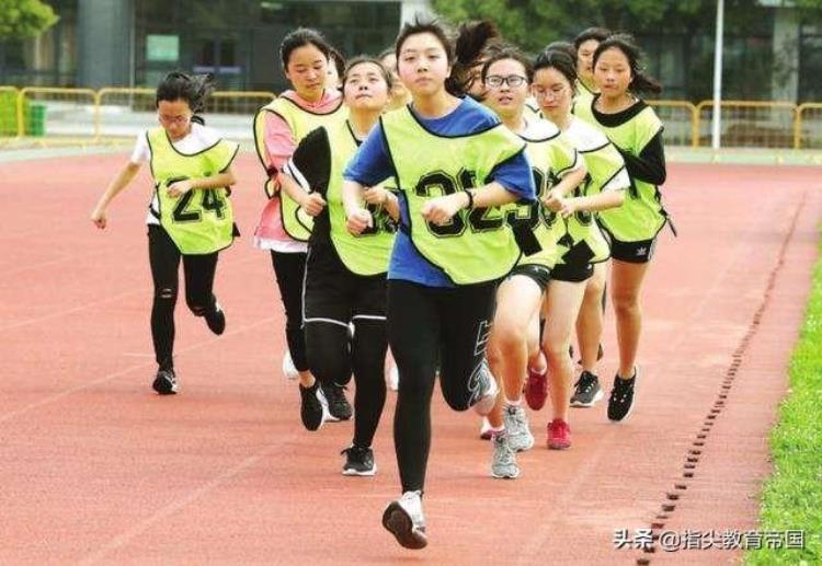 高考大学生几月份开学,教育部推迟中小学上学时间的通知