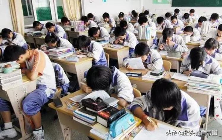 高考大学生几月份开学,教育部推迟中小学上学时间的通知