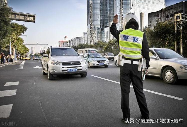 汽车过不了年审怎么原因「车子过不了年审80都是这三个原因教你一招搞定」