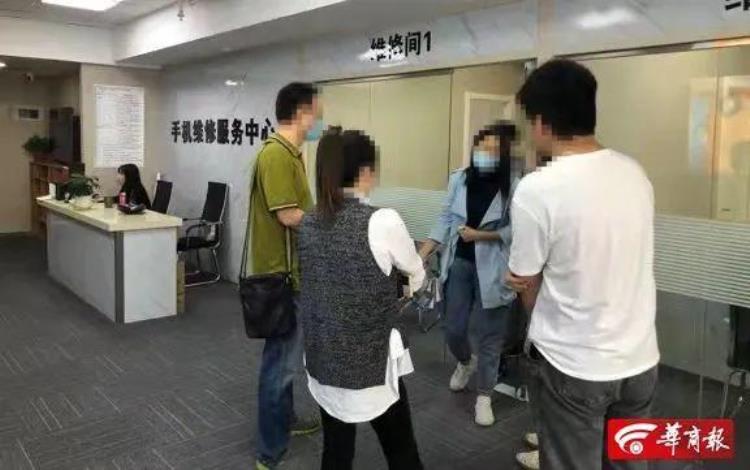 现在只能用胶布捆着市民去淘宝排序首位的店铺换屏幕说好100元拆开后却被要价650元