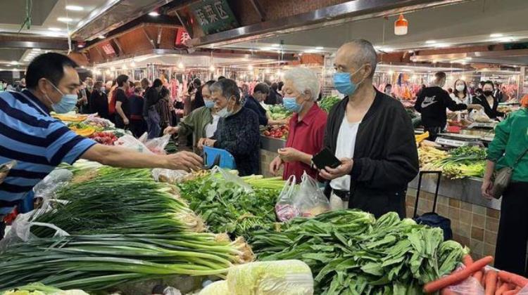 疫情之下如何保障市民生活必需品供应四川达州市商务局现场解答