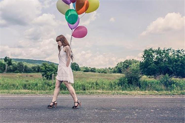 刚结婚女人就提出离婚「一个女人刚结婚就离婚的原因结婚不到一周我被婆婆气哭过五次」