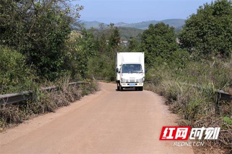 湖南蓝山快递送到家门口要多少钱,快递会送到家门口吗