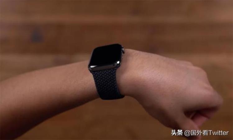 apple watch6黑屏「苹果为AppleWatchSeries6提供免费修复黑屏服务」