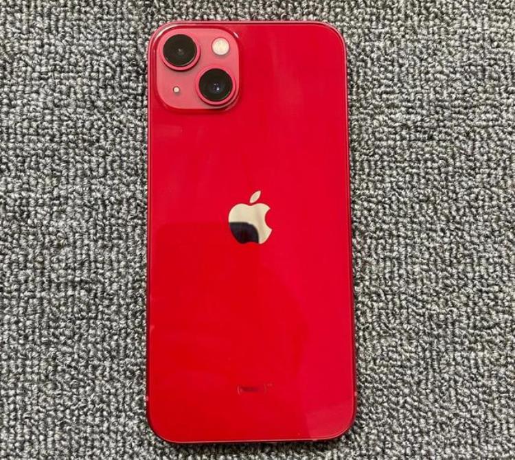 iphone13美版千万别买「粉丝3000入手美版iPhone13256G群友:肯定有猫腻」