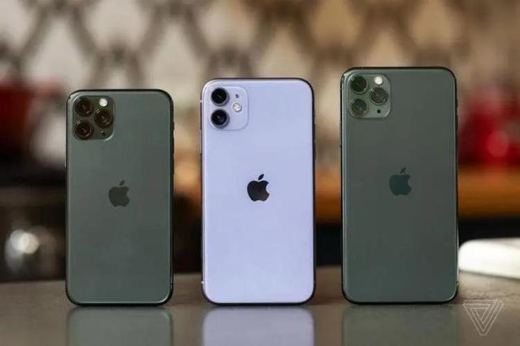 苹果回收手机获利「这家平台拒绝割韭菜00后回收iPhone11狠赚了一笔」