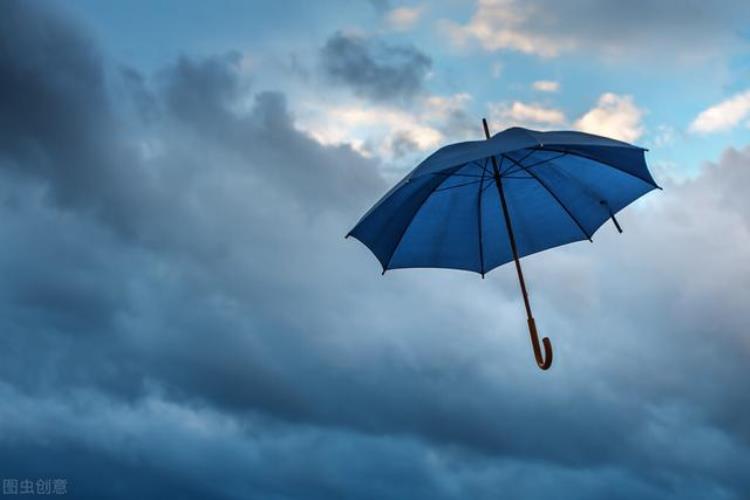 梅雨是什么原因产生的「梅雨为什么会出现」