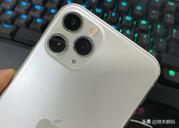 苹果12比11便宜「iPhone12比iPhone11还便宜起售价只有4500元」