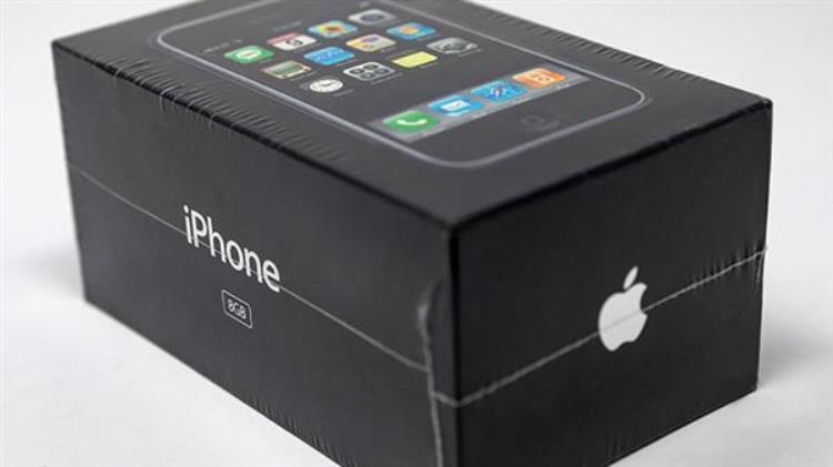 初代iphone售价「未开封的初代iPhone最终拍卖成交价约合26万元」