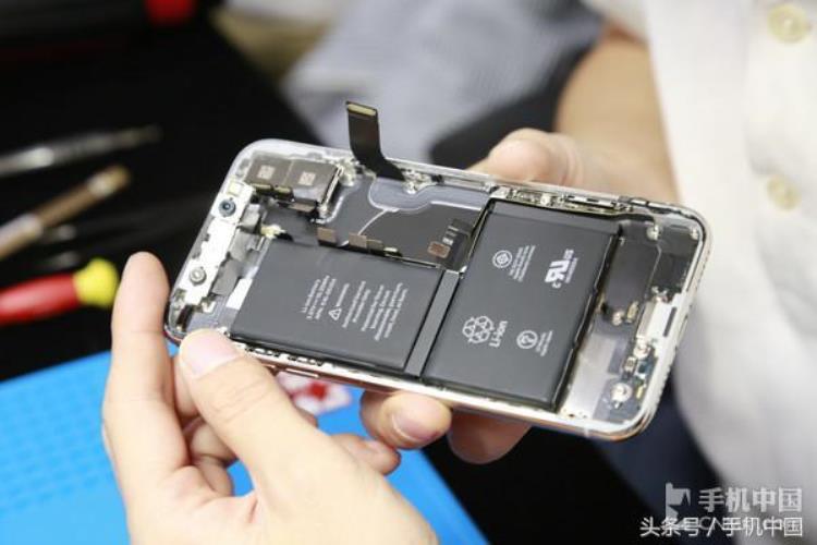 iphonex拆机电池「iPhoneX拆机解析双电芯设计引领新方向」