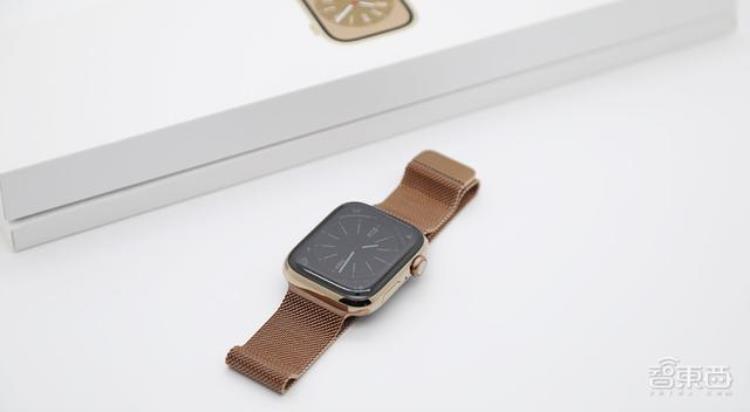 当AppleWatch走到第八代已是一个腕上苹果小宇宙