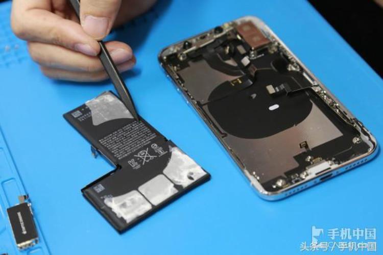 iphonex拆机电池「iPhoneX拆机解析双电芯设计引领新方向」