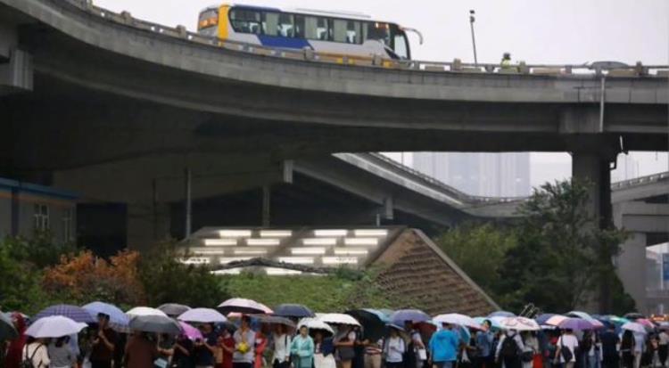 燕郊到北京的路线,燕郊火车站到北京站多远