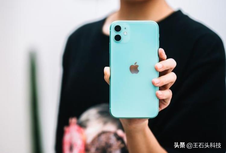 苹果:部分iphone11存触摸问题,符合条件可免费换屏「苹果不讲武德iPhone11触摸屏出政策支持免费换」