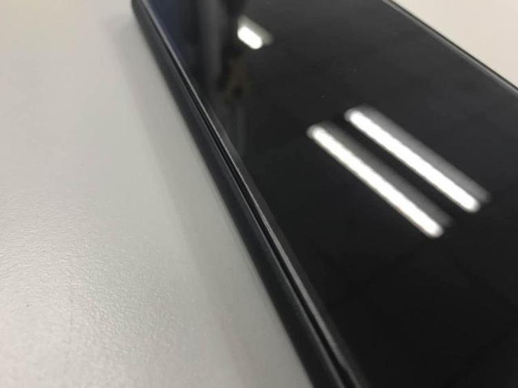 我换了iphone7只因为小小的钢化膜不能用了「我换了iPhone7只因为小小的钢化膜」