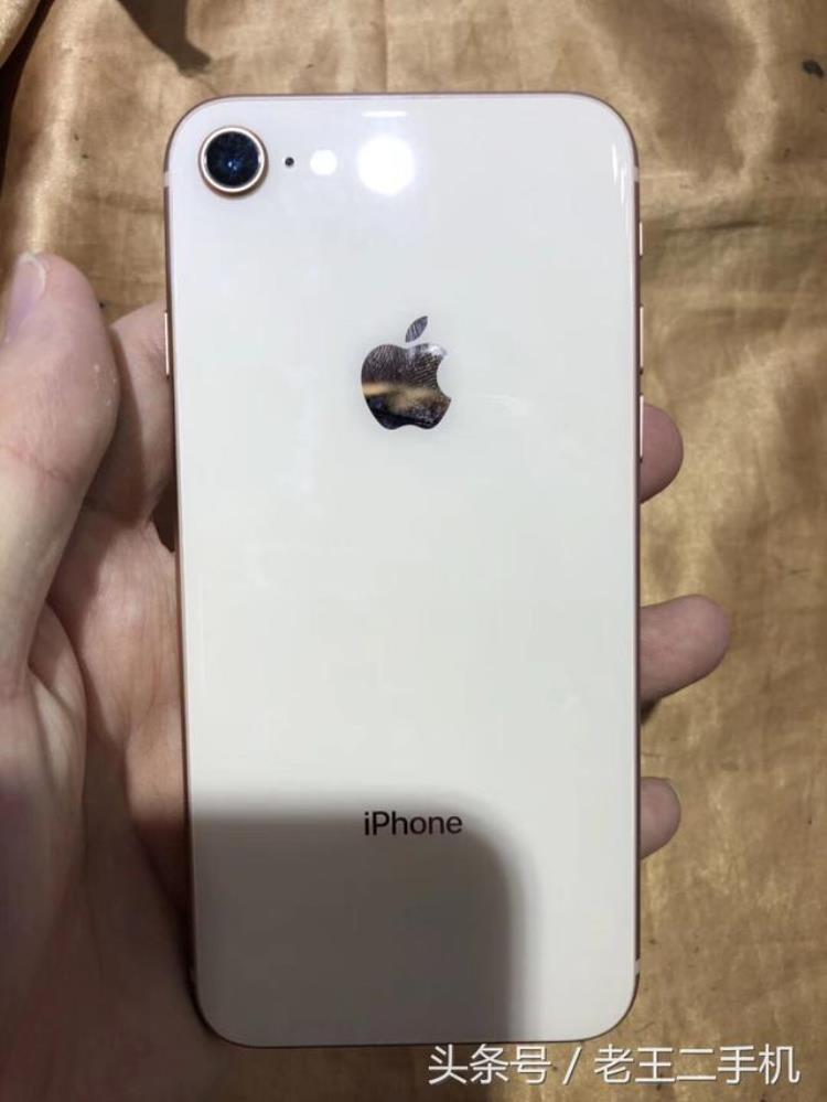 iphone8256gb「3800入手iPhone8256g你觉得值不值」