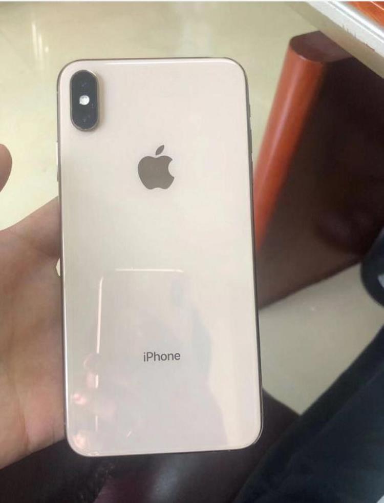 iPhoneXSMax降价真快二手机不足8000元就拿下