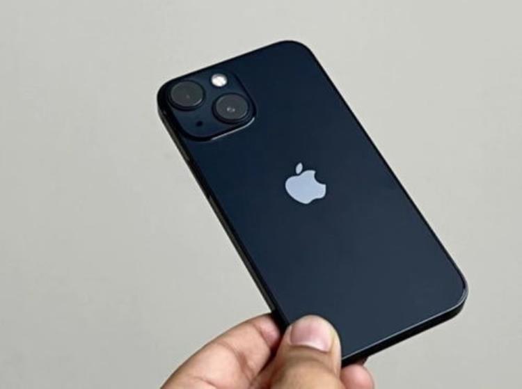 苹果发布最新款iphone13在新加坡卖多少钱「苹果发布最新款iPhone13在新加坡卖多少钱」