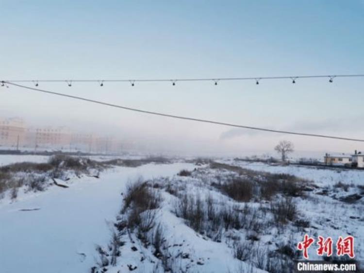 阿勒泰地区一般几月份下雪,阿勒泰极端最低气温